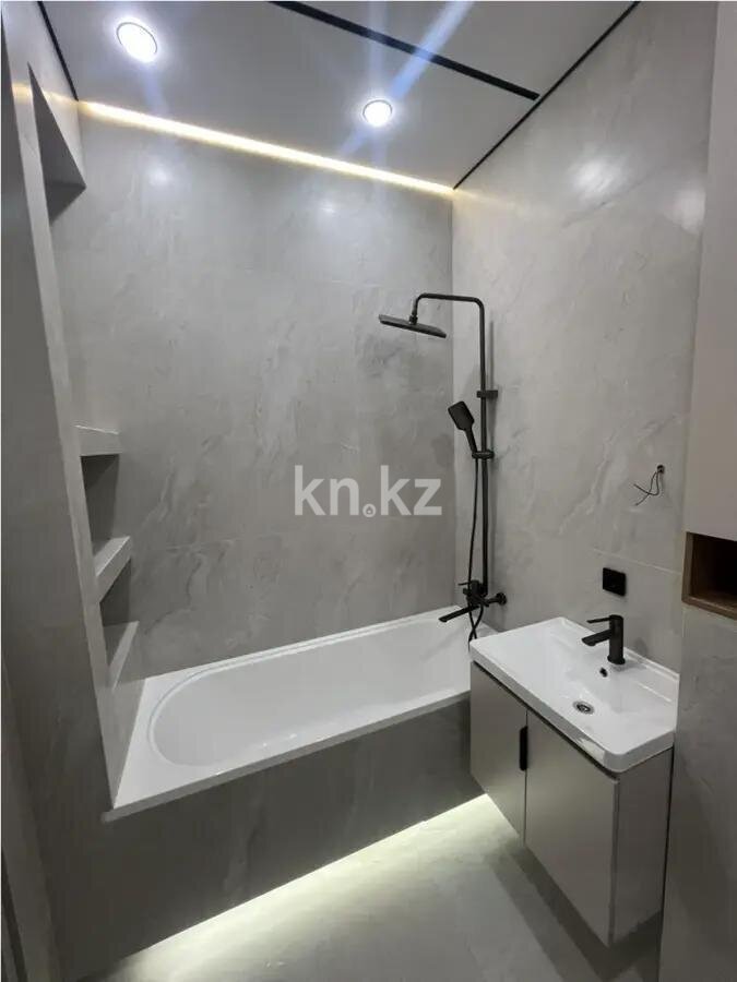 Продажа 3-комнатной квартиры, 71.5 м² в Алматы - фото 6