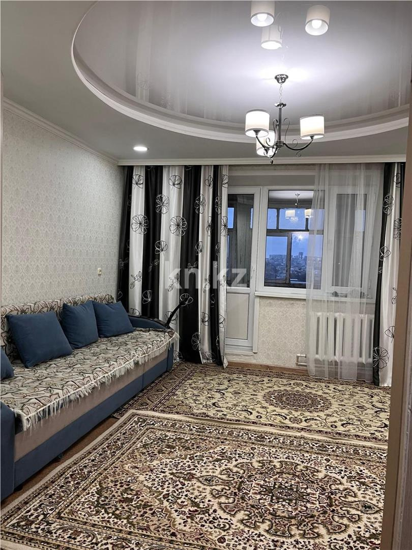 Продажа 3-комнатной квартиры, 65 м², мкр-н 19, дом  75 - Продажа  трехкомнатных квартир в Караганде фото 2 из 11