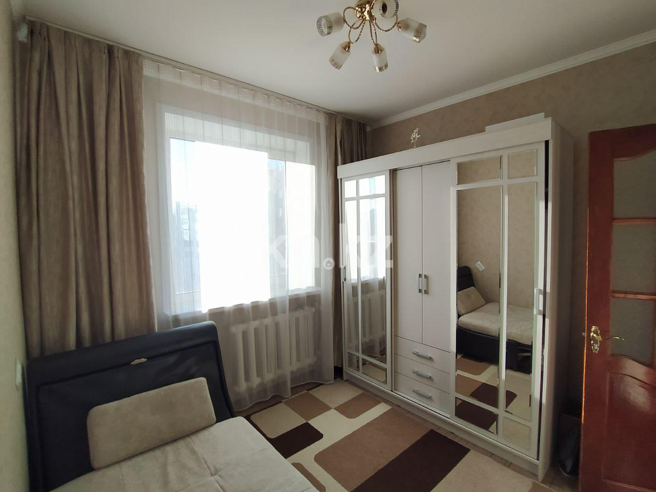 Продажа 3-комнатной квартиры, 64 м², мкр-н Гульдер-1 - Продажа квартир в Караганде фото 4 из 17