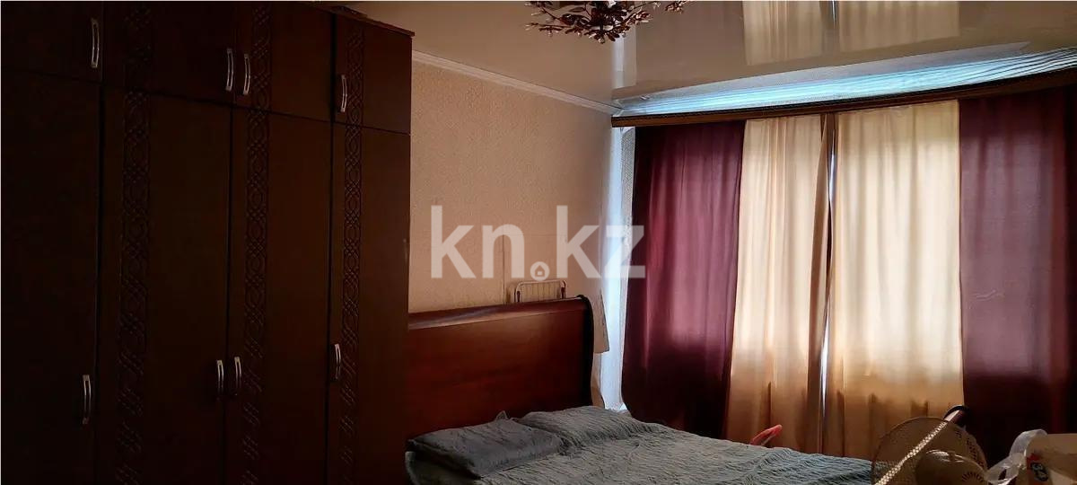 Продажа 3-комнатной квартиры, 63 м², 2 мкр-н, дом  6 - Продажа  трехкомнатных квартир в Абае фото 2 из 4