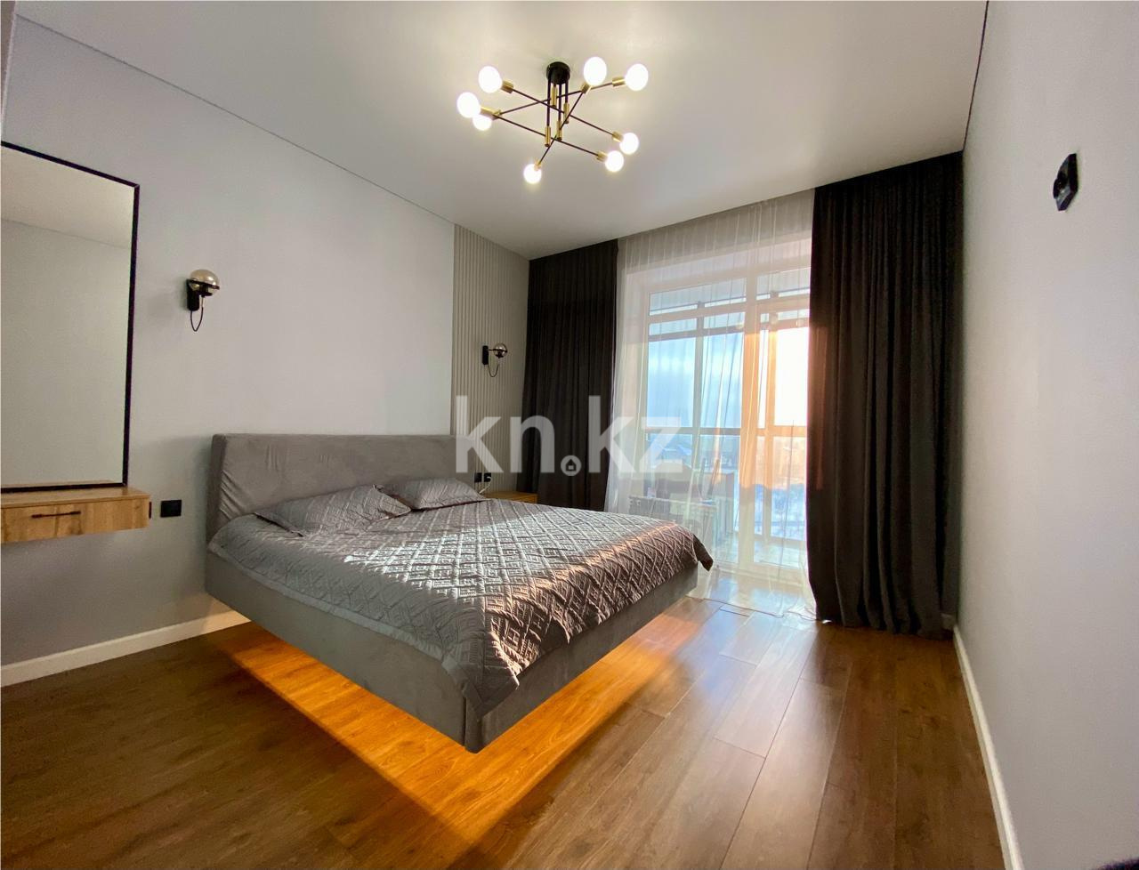 Продажа 4-комнатной квартиры, 94 м², ул. Муканова - Продажа  четырехкомнатных квартир в Караганде фото 6 из 37