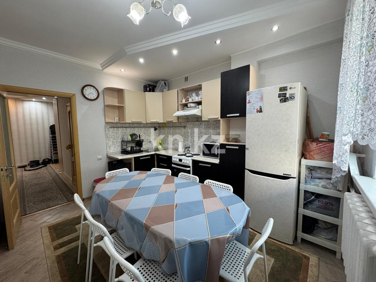 Продажа 4-комнатной квартиры, 97 м², ул. Керей, Жанибек хандар, дом  9 - пр. Кабанбай батыра - Продажа  четырехкомнатных квартир в Астане фото 20 из 40