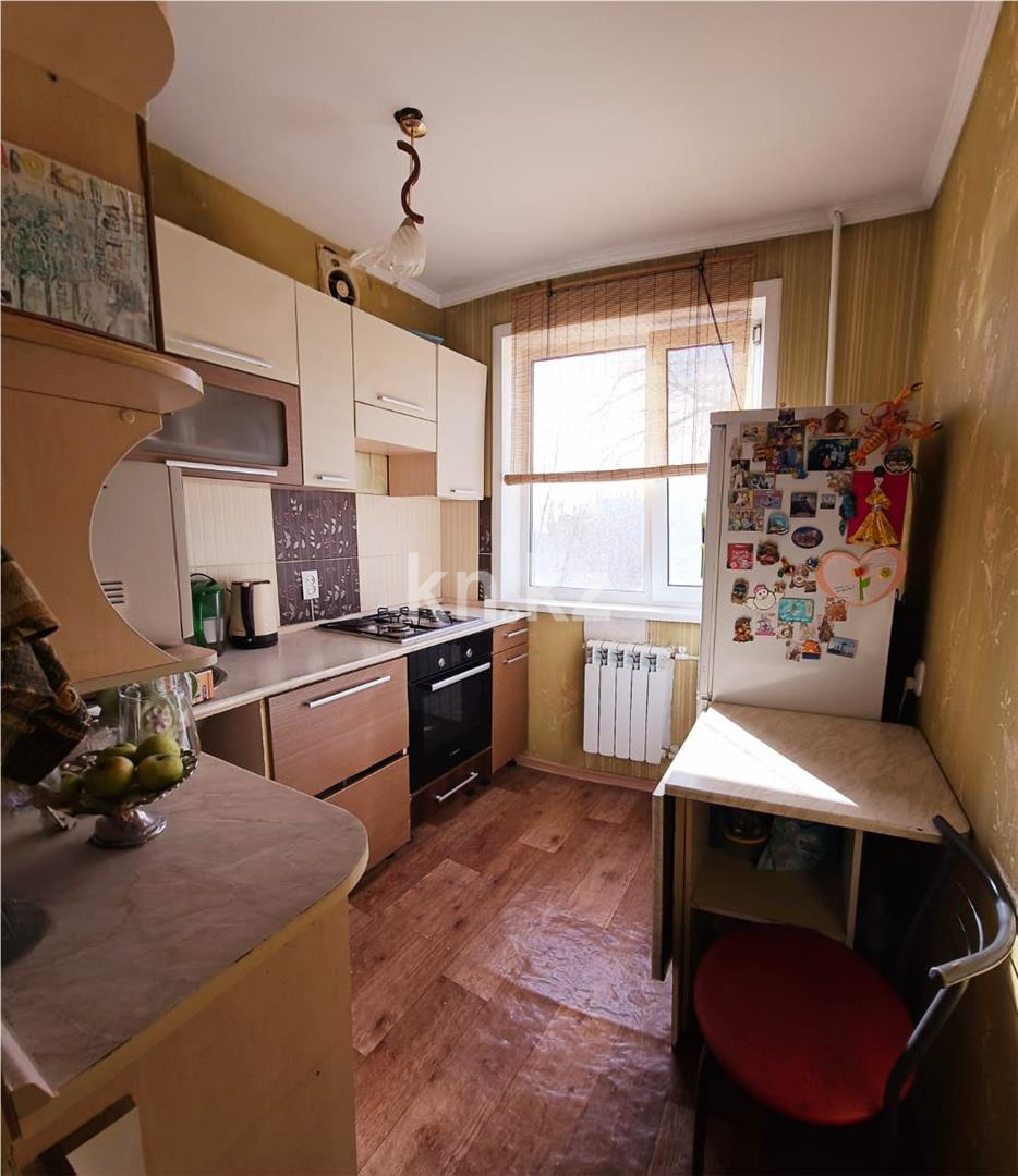 Продажа 4-комнатной квартиры, 61 м², мкр-н 11а - Продажа  четырехкомнатных квартир в Караганде фото 5 из 9