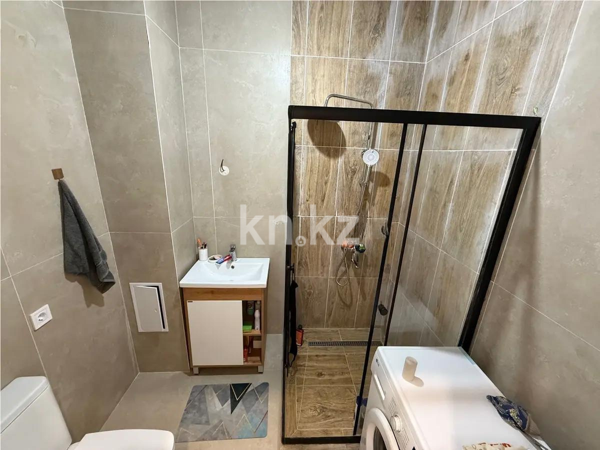 Продажа 2-комнатной квартиры, 48 м², 218 учетный квартал, дом  155 в Караганде - фото 4