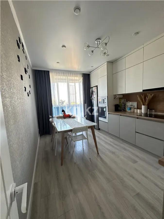 Продажа 3-комнатной квартиры, 75 м², ул. Дюсембекова, дом  53/8 в Караганде - фото 8