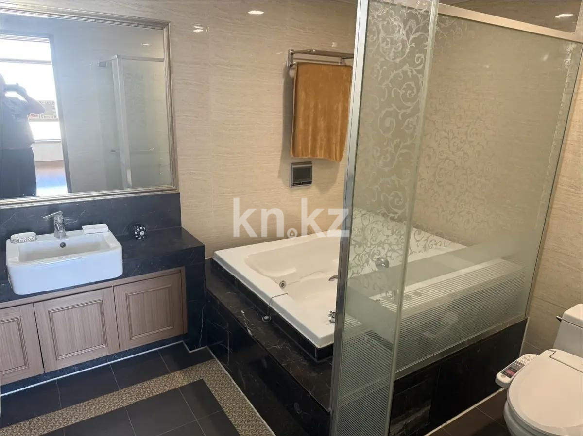 Продажа 3-комнатной квартиры, 109.7 м² - Продажа квартир в монолитно-каркасном доме в Алматы фото 4 из 5