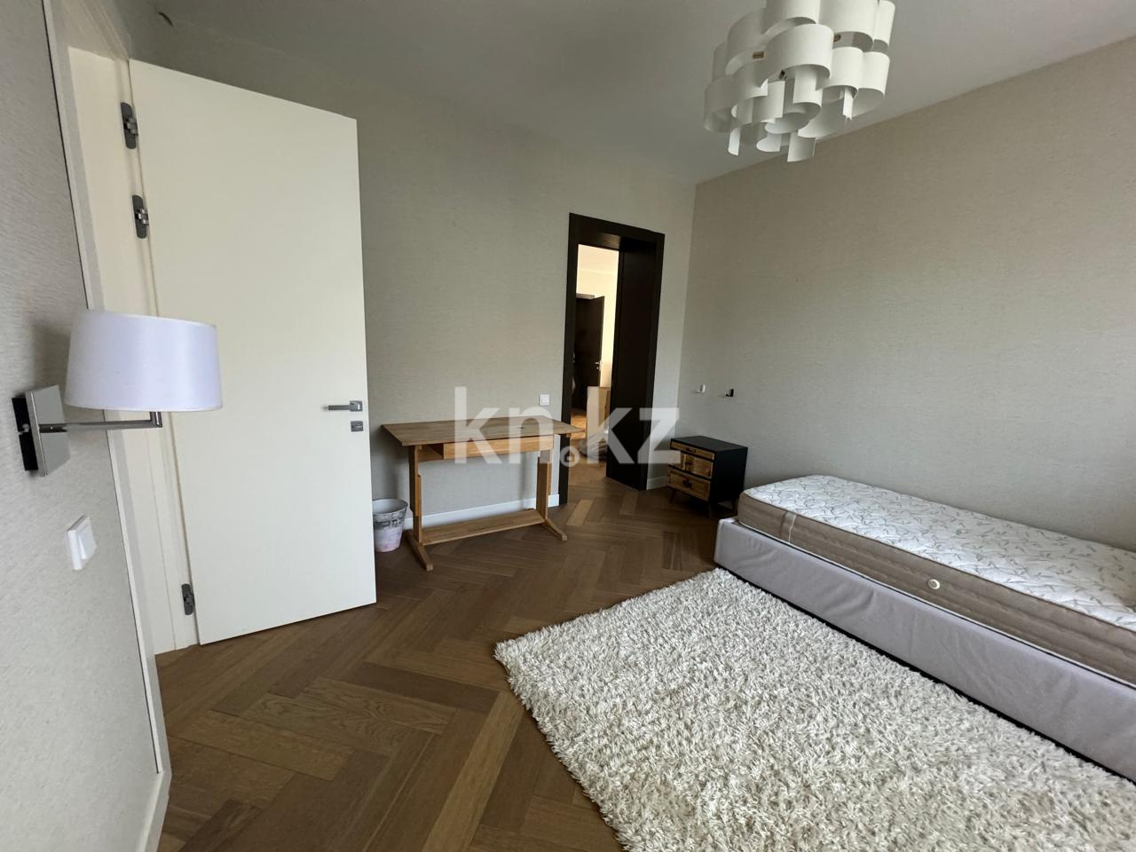 Аренда 5-комнатного дома, 380 м², Кыз Жибек, дом  18 - Аренда домов в Астане фото 24 из 40