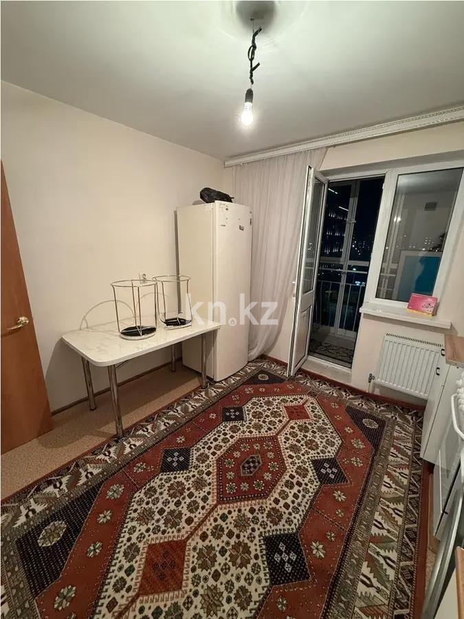 Продажа 1-комнатной квартиры, 35 м², пр. Кошкарбаева, дом  39 в Астане - фото 2
