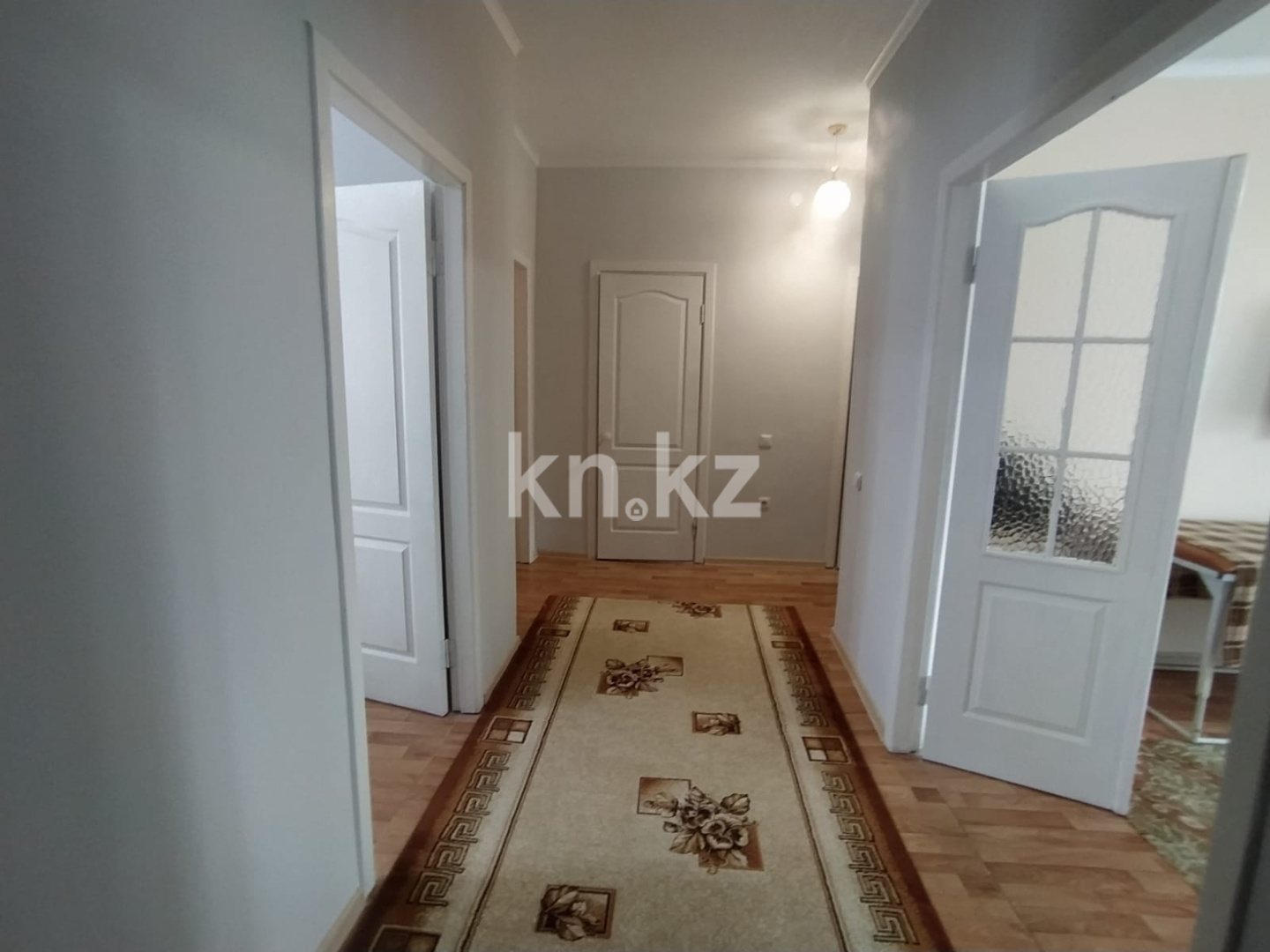 Продажа 3-комнатной квартиры, 68.5 м², Дружбы Народов, дом  27в - Продажа квартир в Аксае фото 1 из 14