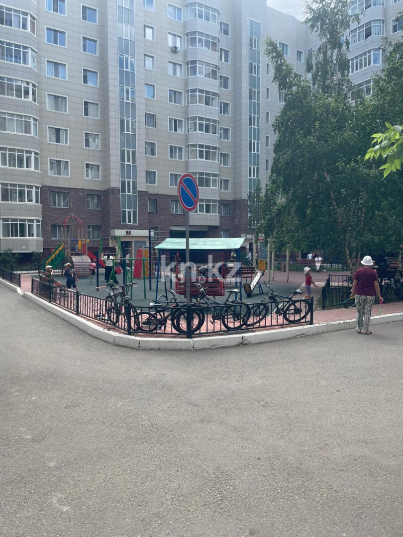 Продажа 3-комнатной квартиры, 75.9 м², ул. Сауран, дом  4 - ул. Достык в Астане - фото 9