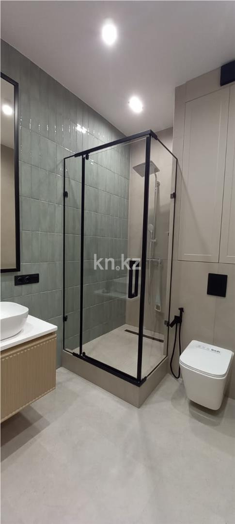 Продажа 3-комнатной квартиры, 78 м², ул. Достык в Астане - фото 8