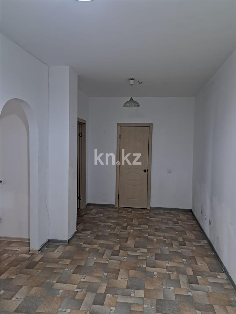 Продажа 2-комнатной квартиры, 76 м², ул. Кенесары в Астане - фото 10
