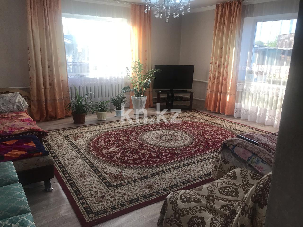Продажа 4-комнатного дома, 130 м², Мира, дом  3/2 - Продажа домов, коттеджей в Карагандинской области фото 3 из 26