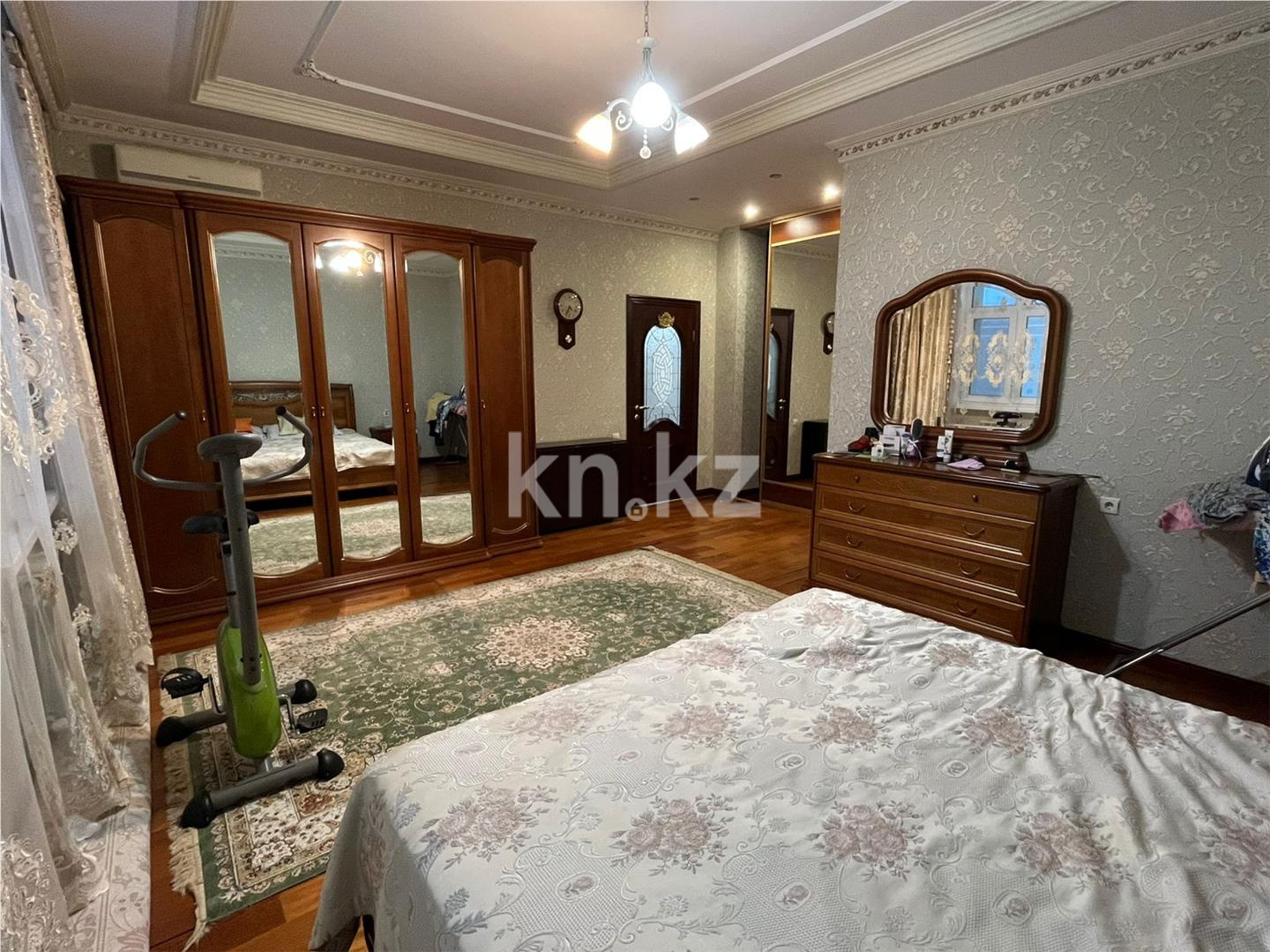 Продажа 3-комнатной квартиры, 123 м², ул. Сарайшык в Астане - фото 18