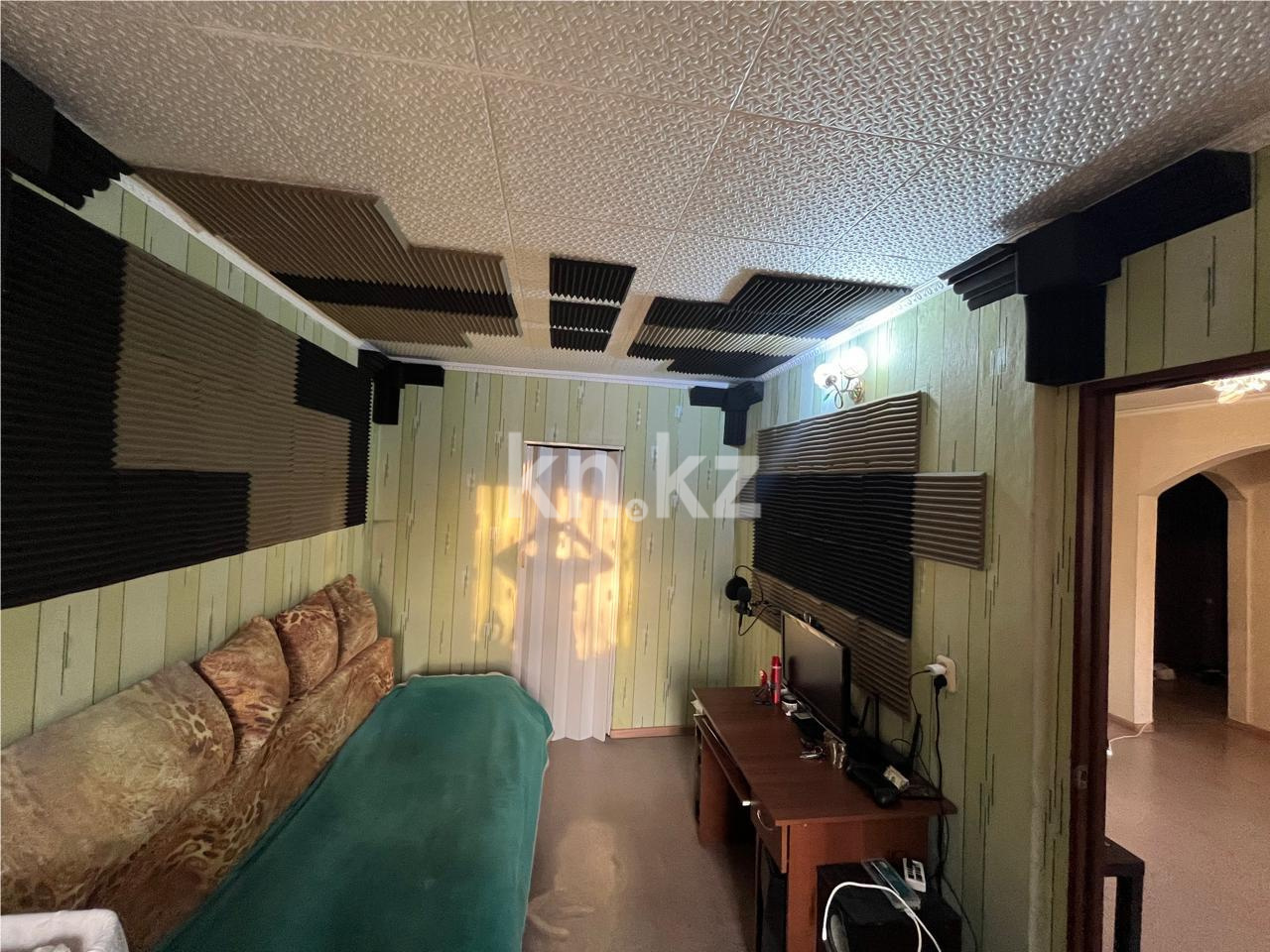 Продажа 2-комнатной квартиры, 44 м² - Продажа квартир в панельном доме в Казахстане - страница 2 фото 3 из 6