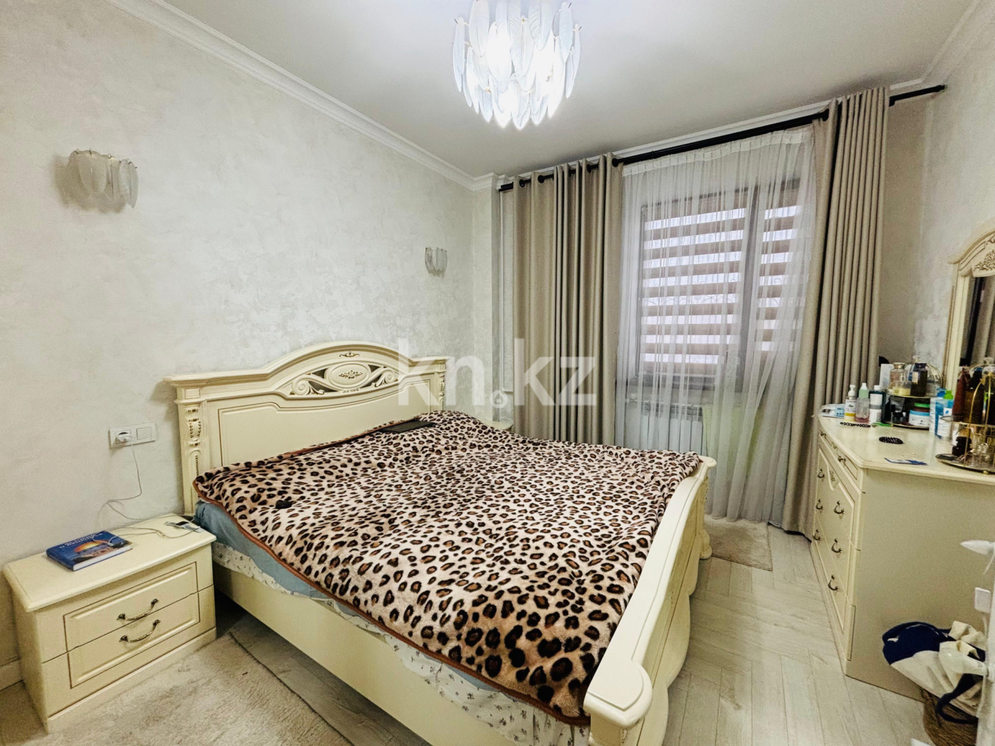 Продажа 4-комнатной квартиры, 96.5 м², мкр. Айнабулак-2, дом  32а - Продажа квартир в Алматы фото 8 из 25