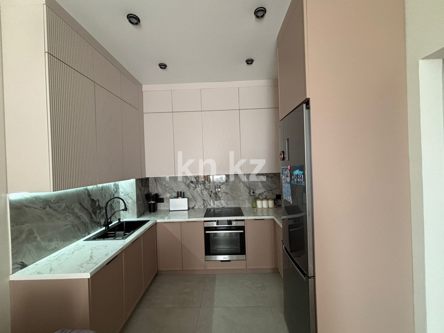 Продажа 3-комнатной квартиры, 65 м², ул. Муканова, дом  47/3 - Продажа  трехкомнатных квартир в Караганде с фото фото 3 из 9