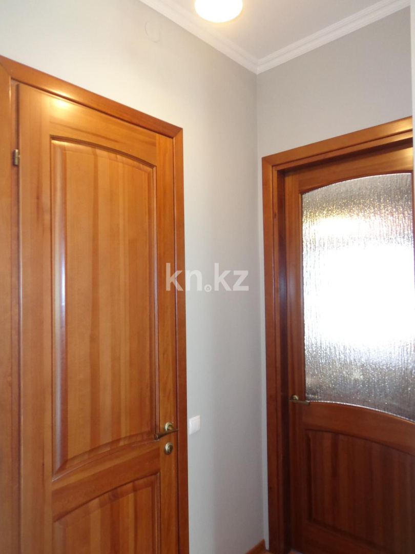 Аренда 3-комнатной квартиры, 73 м², пр. Абылай хана, дом  127 - ул. Шевченко - Аренда  трехкомнатных квартир помесячно в Алматы с фото фото 18 из 20