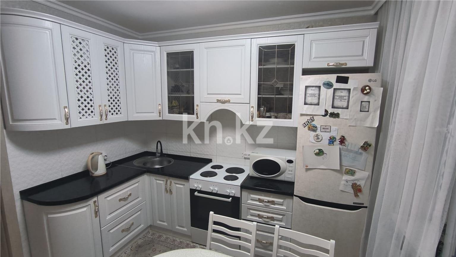 Продажа 3-комнатной квартиры, 64 м², мкр-н Гульдер-1 в Караганде - фото 2