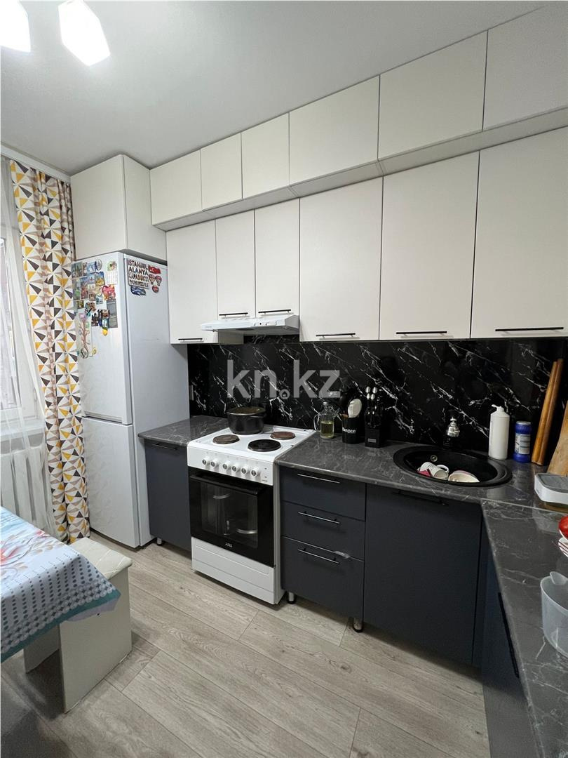Продажа 4-комнатной квартиры, 90 м², мкр. Голубые Пруды - Продажа квартир в Караганде с фото фото 7 из 16