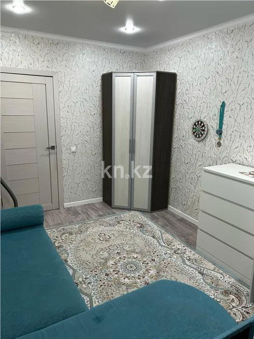 Продажа 3-комнатной квартиры, 65 м², ул. 40-летия Победы, дом  80а - Продажа и аренда недвижимости в Шахтинске фото 2 из 6