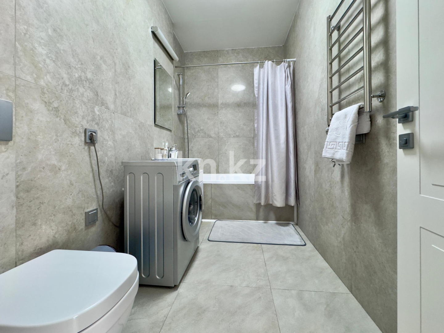 Аренда 2-комнатной квартиры посуточно, 56 м², Гагарина, дом  233 - Аренда  двухкомнатных квартир посуточно в Алматы фото 6 из 24