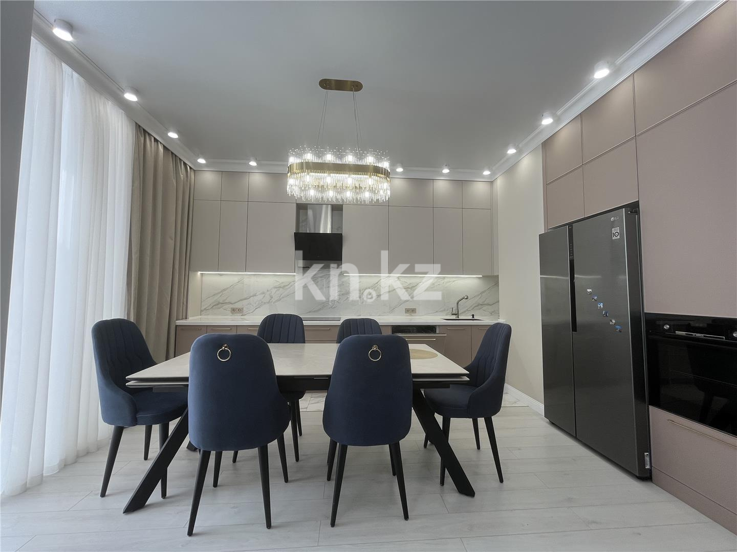 Продажа 3-комнатной квартиры, 110 м², ул. Ашимова, дом  21 в Караганде - фото 26