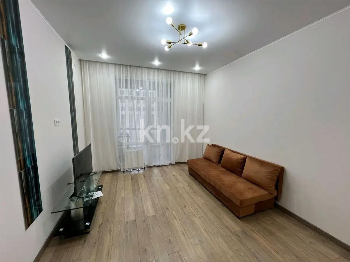 Продажа 1-комнатной квартиры, 40 м², ул. Омарова, дом  12в в Астане