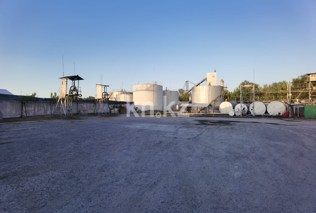 Продажа , 108 сот., ул. Ангарская - Продажа баз, складов и промышленной недвижимости в Алматы с фото фото 5 из 8