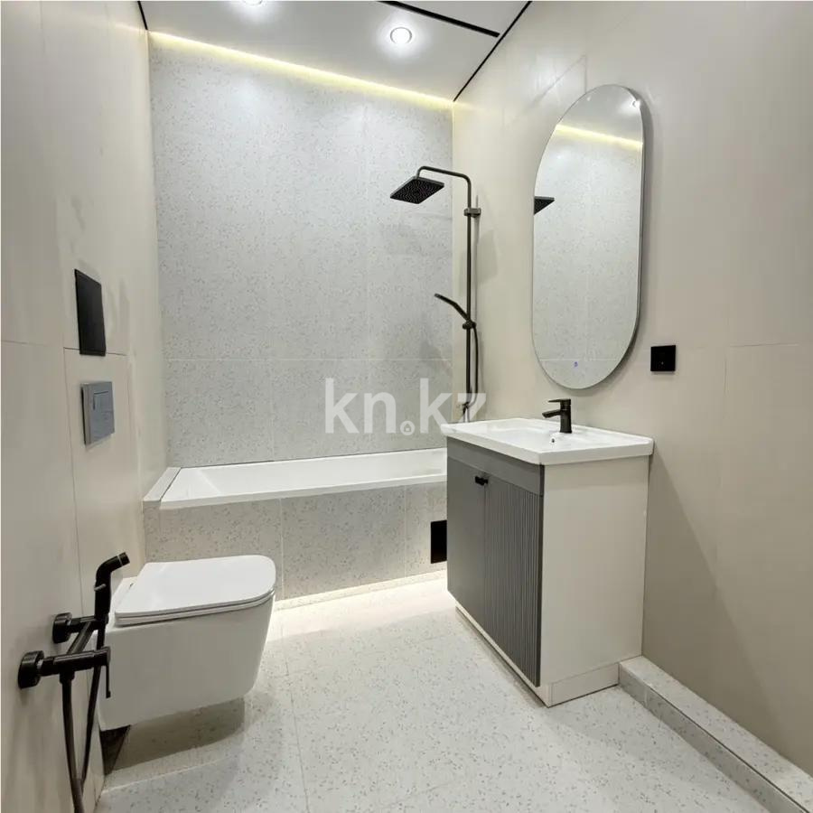 Продажа 2-комнатной квартиры, 42 м² - Продажа зданий в Усть-Каменогорске фото 3 из 3