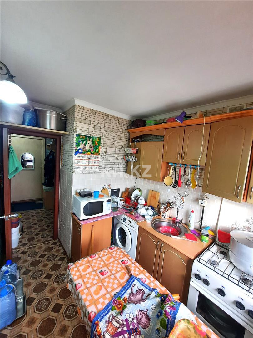 Продажа 2-комнатной квартиры, 42 м², мкр-н 19 - Продажа квартир в Караганде фото 4 из 10