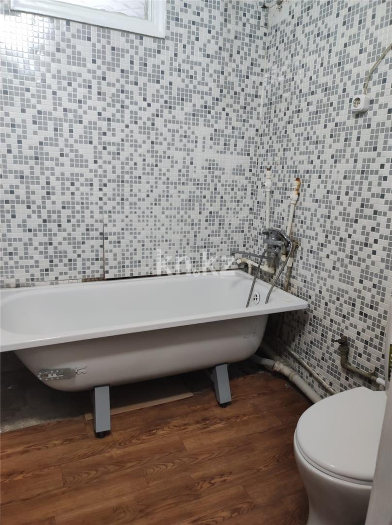 Продажа 1-комнатной квартиры, 30 м², ул. Зелинского - Продажа  однокомнатных квартир в Караганде фото 6 из 8