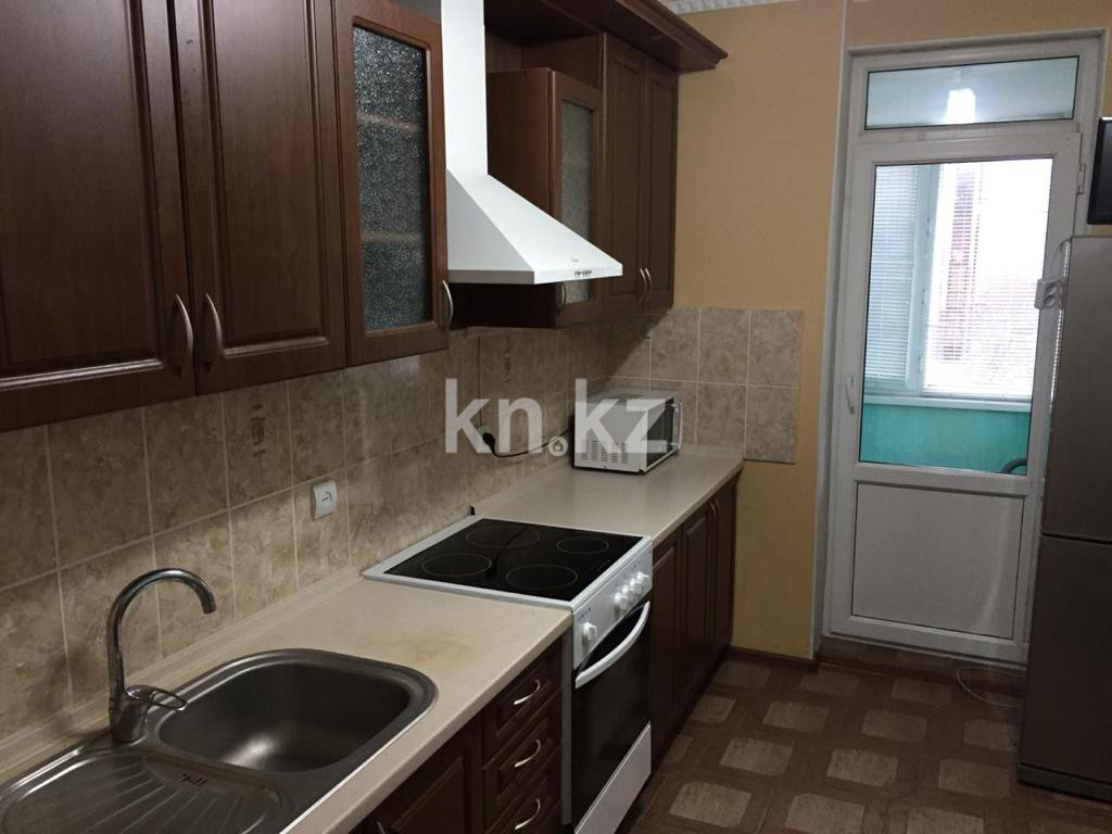 Аренда 3-комнатной квартиры, 100 м² в Астане