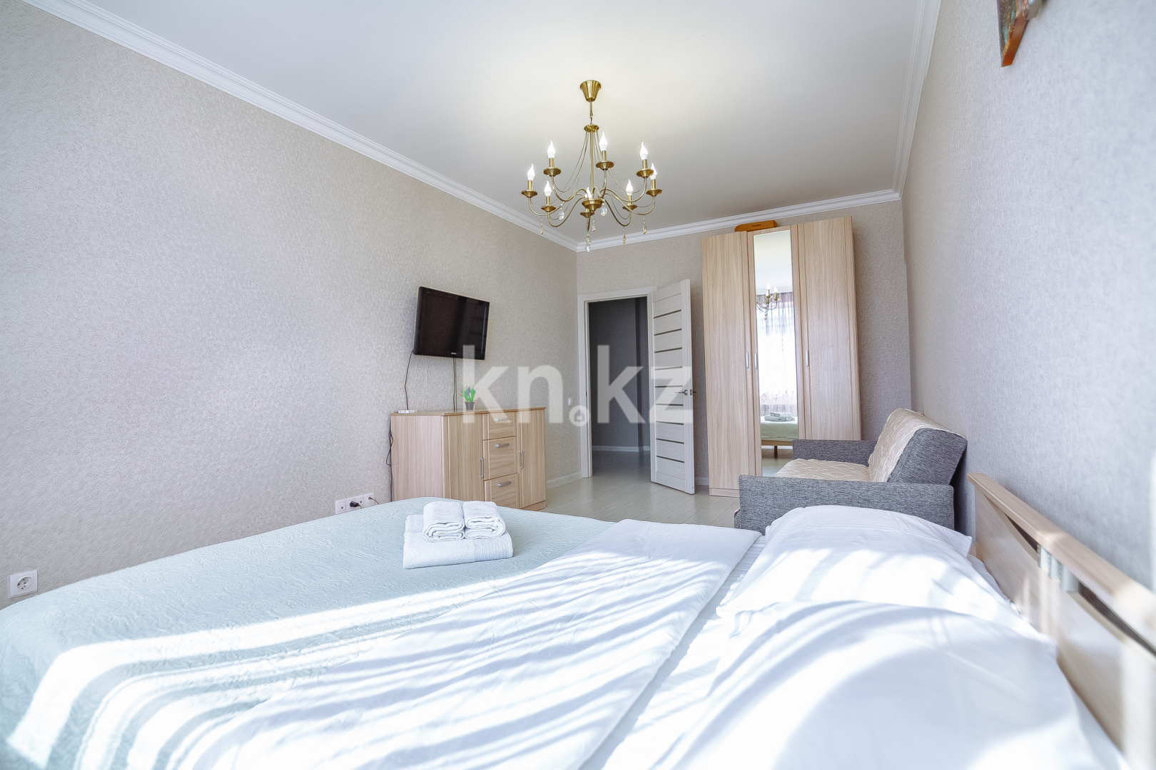 Аренда 1-комнатной квартиры посуточно, 45 м², ул. Сауран, дом  10б - ул. Алматы - Аренда квартиры посуточно в Астане фото 4 из 21