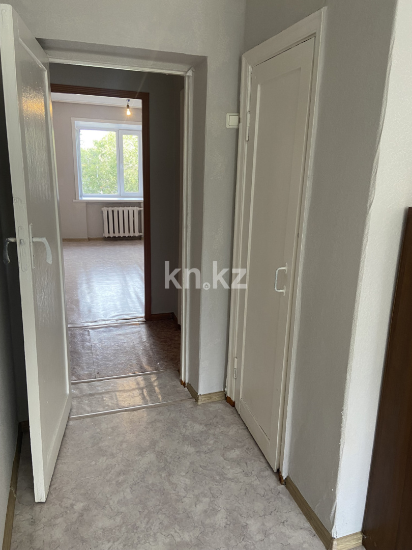 Продажа 3-комнатной квартиры, 55 м², 12-й мкр., дом  29 - Продажа  трехкомнатных квартир в Караганде с фото фото 6 из 8