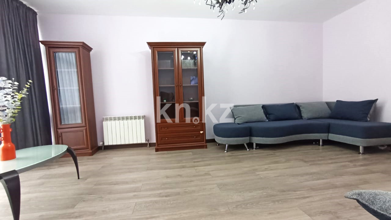 Аренда 2-комнатной квартиры, 90 м² - Аренда квартир помесячно в Алматы фото 1 из 22
