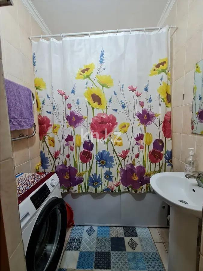 Продажа 2-комнатной квартиры, 64 м², ул. Дукенулы, дом  37/3 в Астане - фото 4