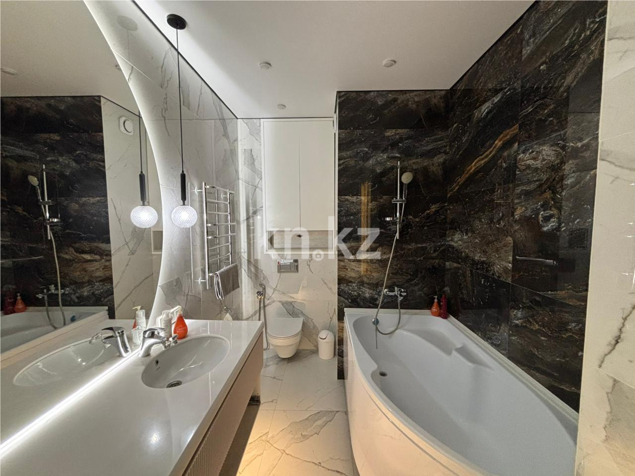 Продажа 3-комнатной квартиры, 90 м² - Продажа трехкомнатных квартир в Караганде - страница 2 фото 9 из 13