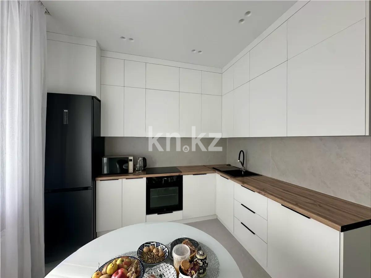 Продажа 2-комнатной квартиры, 70.2 м², ул. Туркестан, дом  28/1 в Астане - фото 3