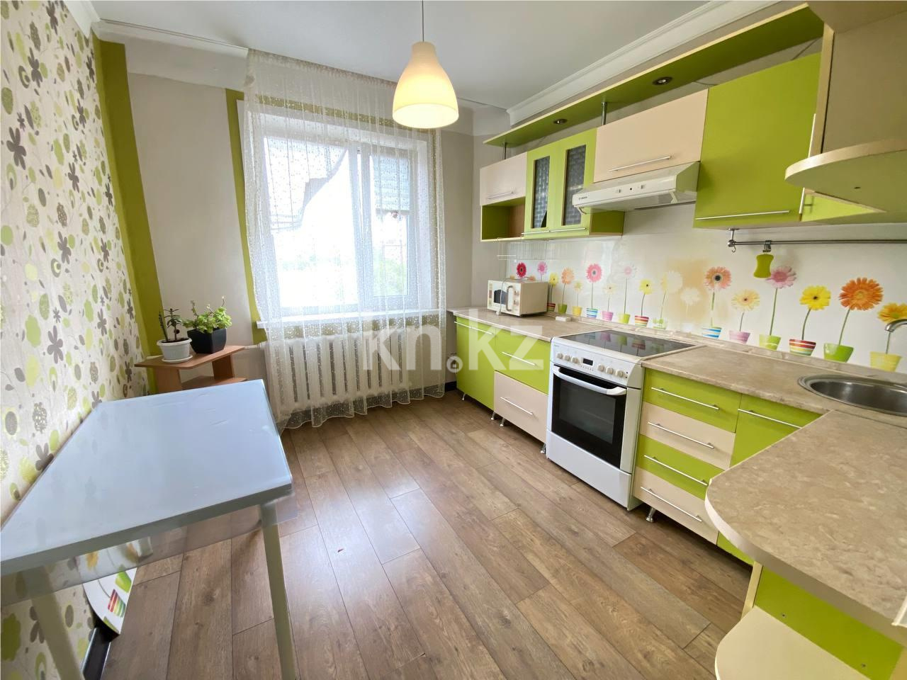 Продажа 3-комнатной квартиры, 71 м², мкр-н Степной-2, дом  3 в Караганде - фото 8