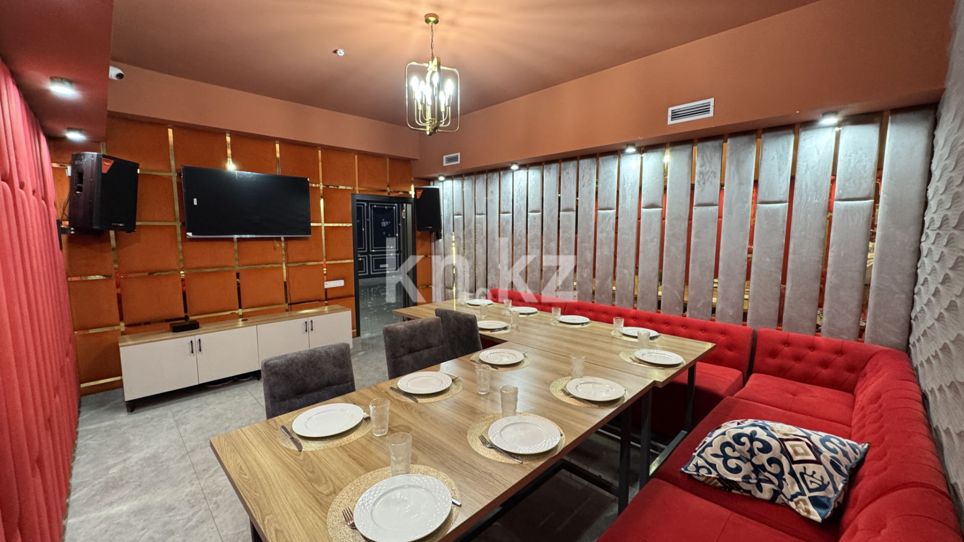 Продажа , 1000 м², пр. Кунаева, дом  363 - Продажа офисных и торговых помещений в Шымкенте фото 19 из 22