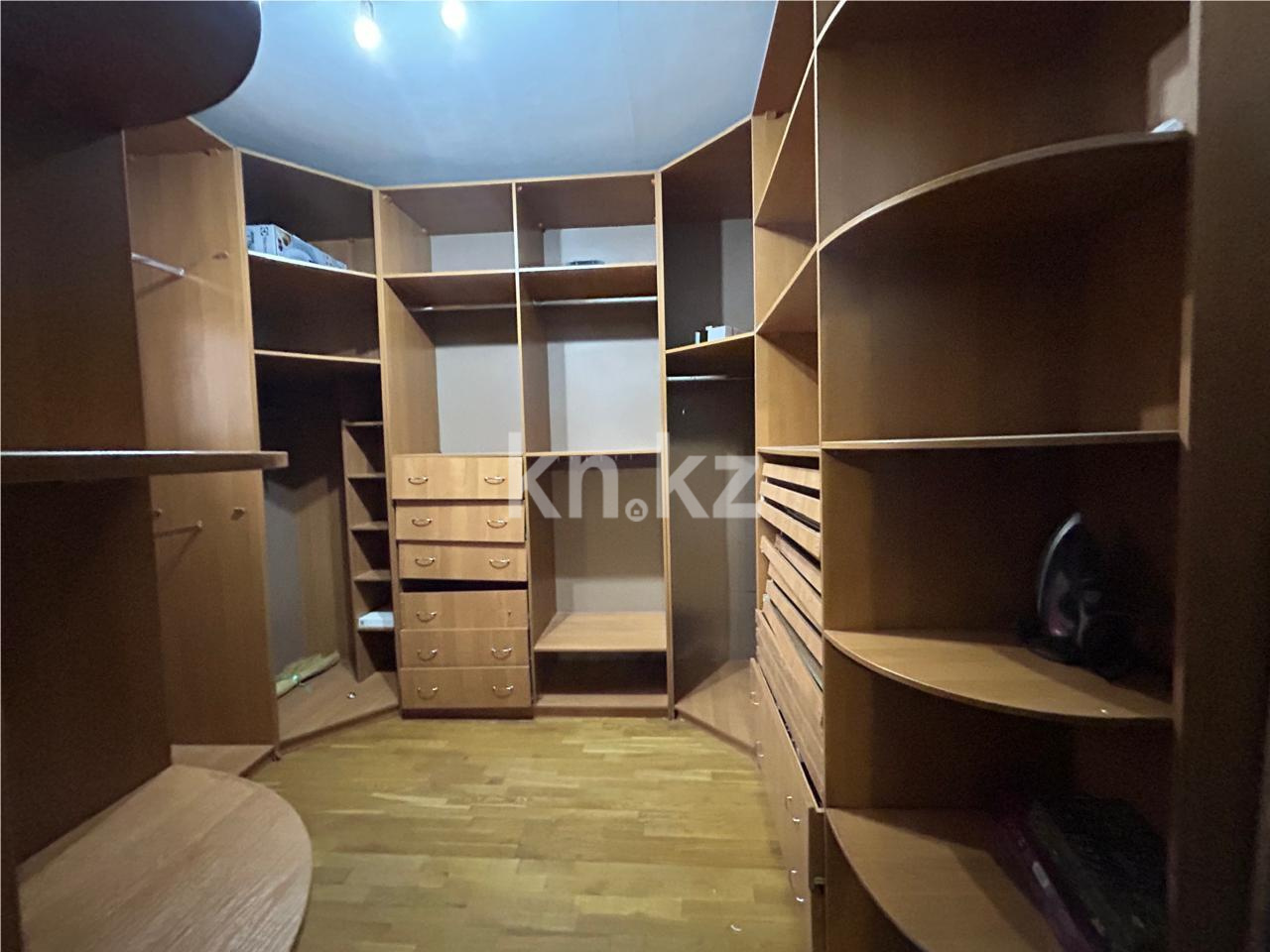 Продажа 4-комнатной квартиры, 191.7 м², ул. Мамбетова в Астане - фото 14