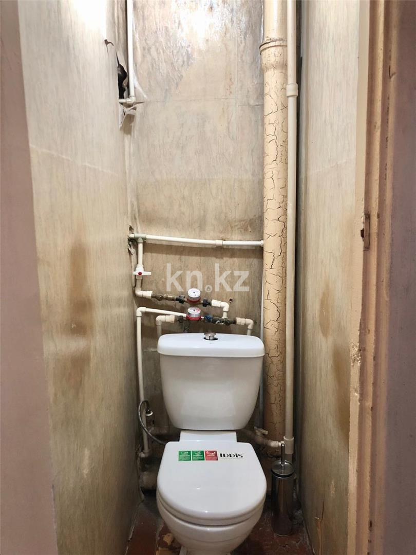 Продажа 3-комнатной квартиры, 63 м², мкр-н 14 в Караганде - фото 11