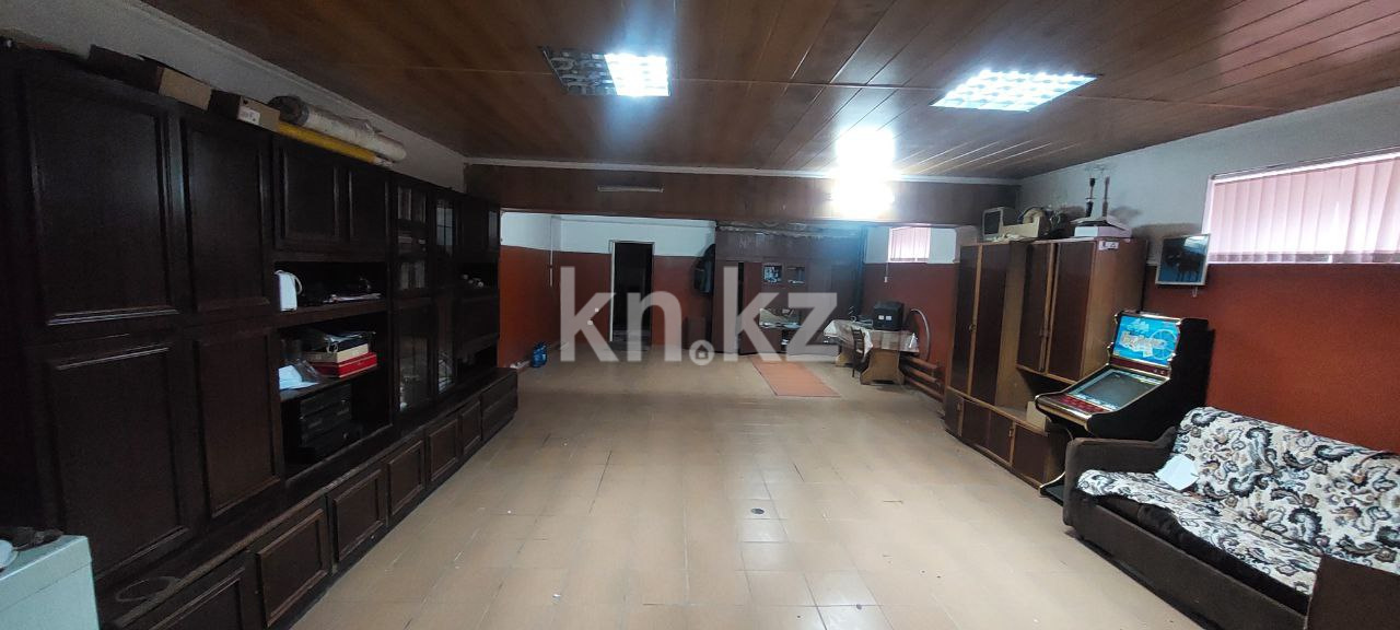 Продажа 9-комнатного дома, 517.9 м², Досжанова, дом  9 - Продажа квартир в Костанае фото 7 из 40