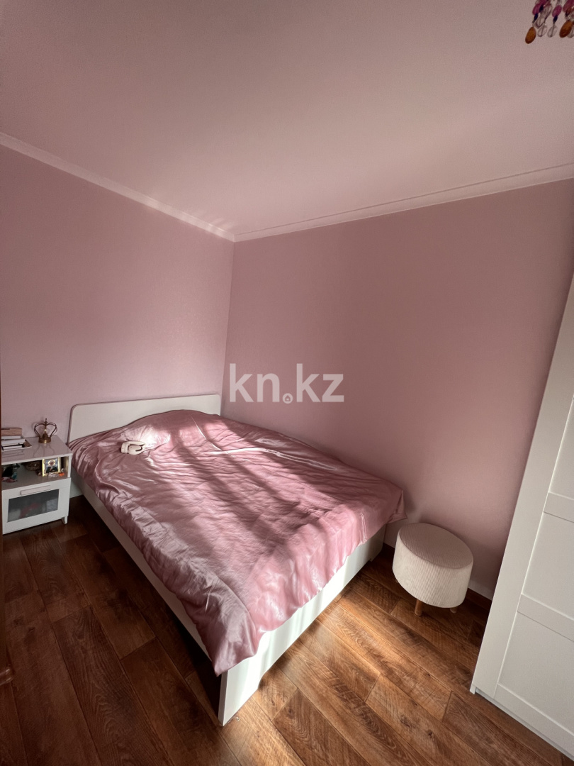 Продажа 2-комнатной квартиры, 47 м², мкр-н 22, дом  15 - Продажа квартир в Караганде без посредников с фото фото 1 из 19
