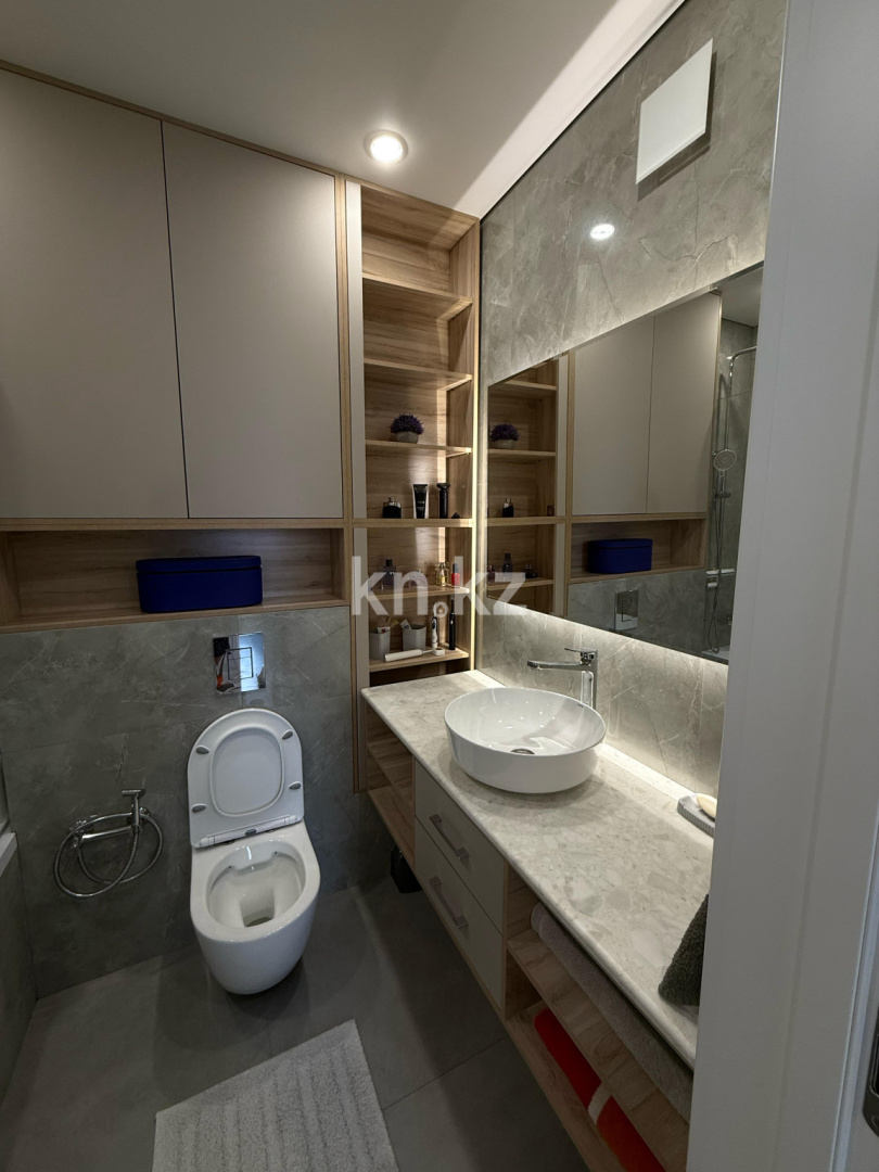 Продажа 3-комнатной квартиры, 95 м², пр. Туран, дом  55 - ул. Орынбор в Астане - фото 19