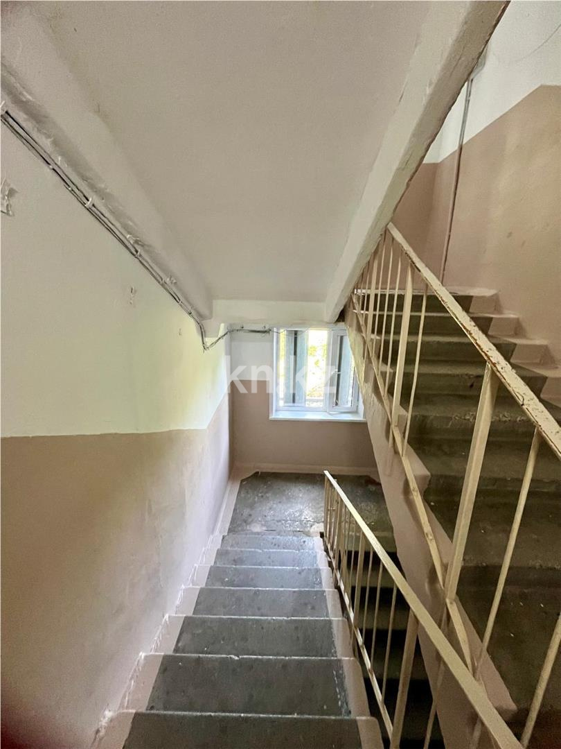 Продажа 3-комнатной квартиры, 62 м², мкр-н 19 в Караганде - фото 18