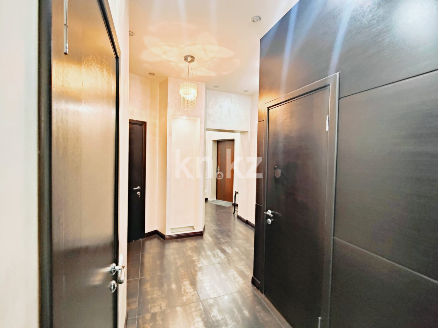 Продажа 2-комнатной квартиры, 90 м² в Алматы - фото 7