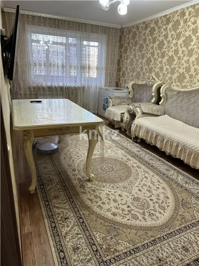 Продажа 3-комнатной квартиры, 63 м², пр. Строителей, дом  23 - Продажа квартир в Караганде фото 1 из 6