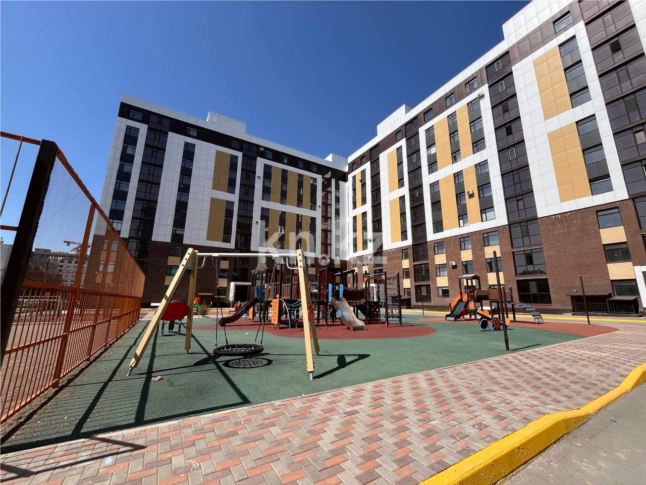 Продажа 3-комнатной квартиры, 90 м², ул. Муканова - Продажа  трехкомнатных квартир в Караганде с фото фото 2 из 31